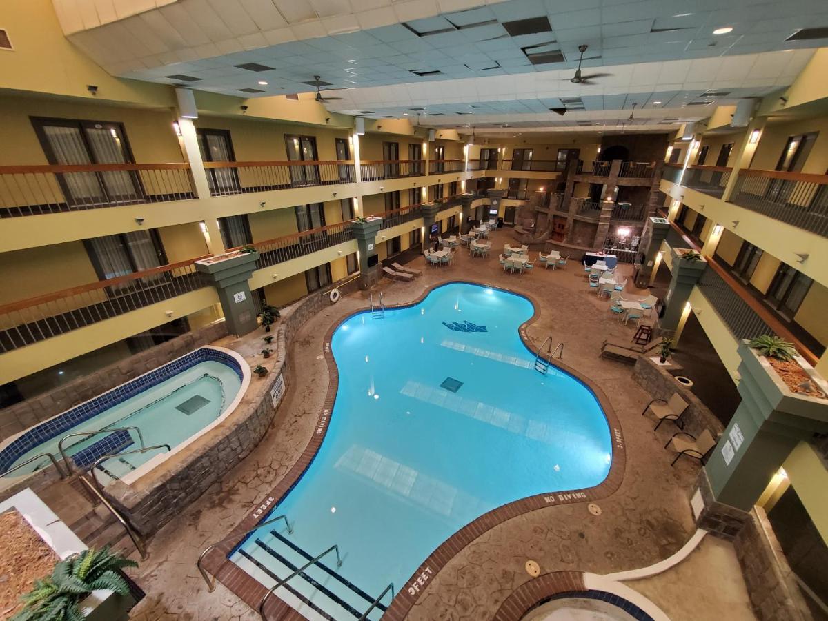 Baymont By Wyndham Shakopee Hotel Exterior foto