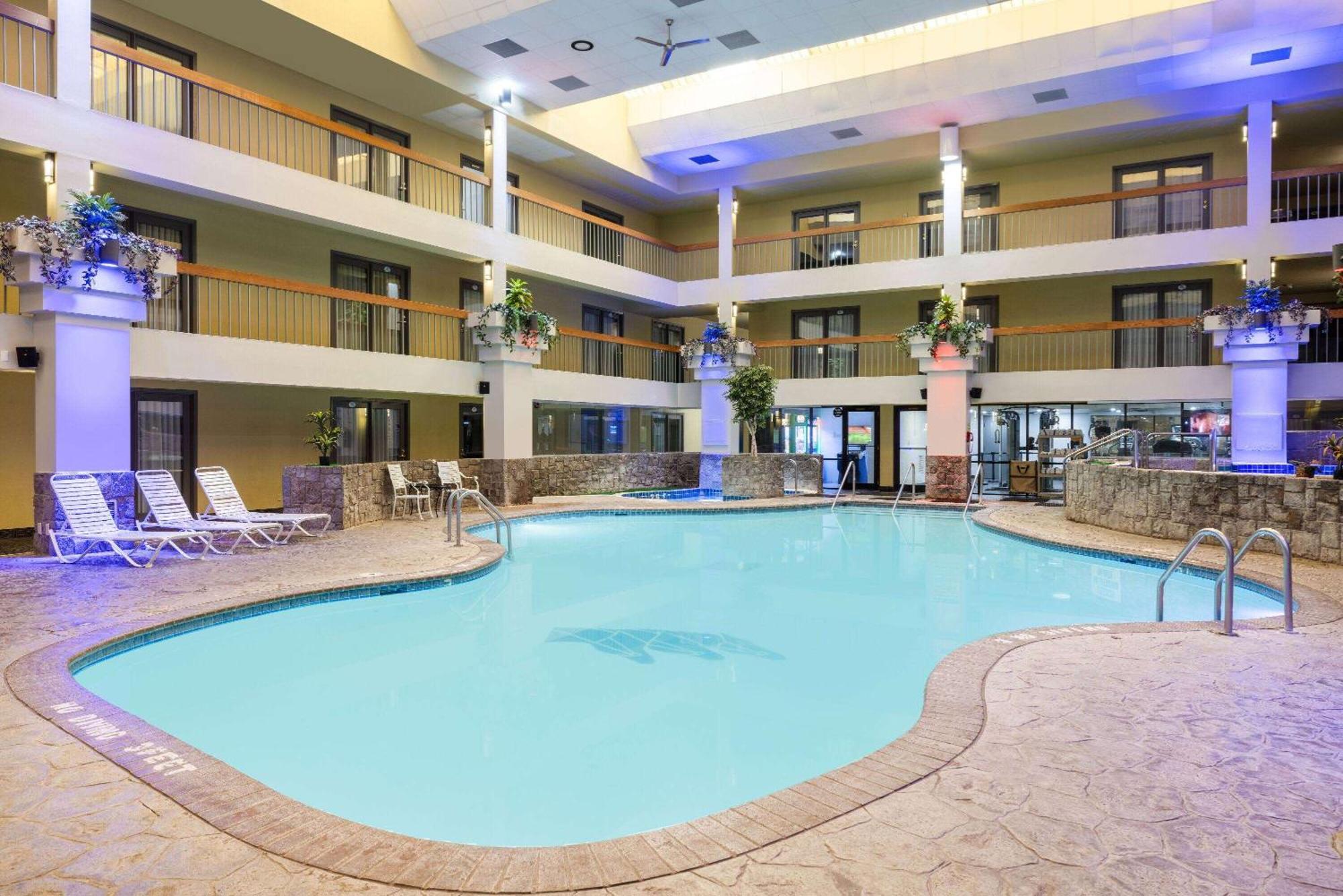 Baymont By Wyndham Shakopee Hotel Exterior foto
